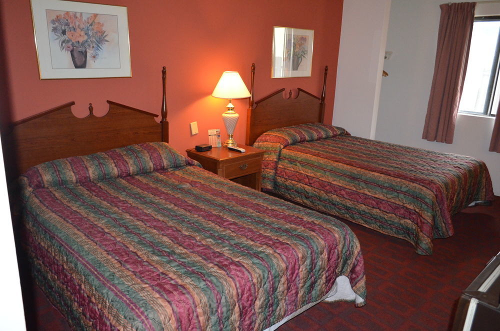 Luxury Inn & Suites Линкольн Экстерьер фото